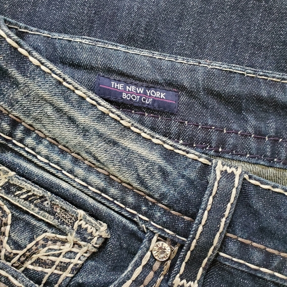 Vigoss jeans size 3/4. Length 33. New York boot cut with stretch - Picture 3 of 8